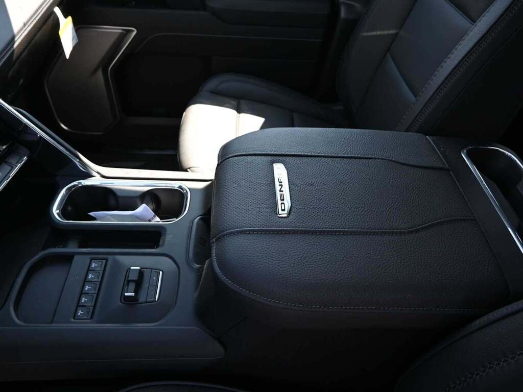 2026 GMC Sierra 3500HD Denali