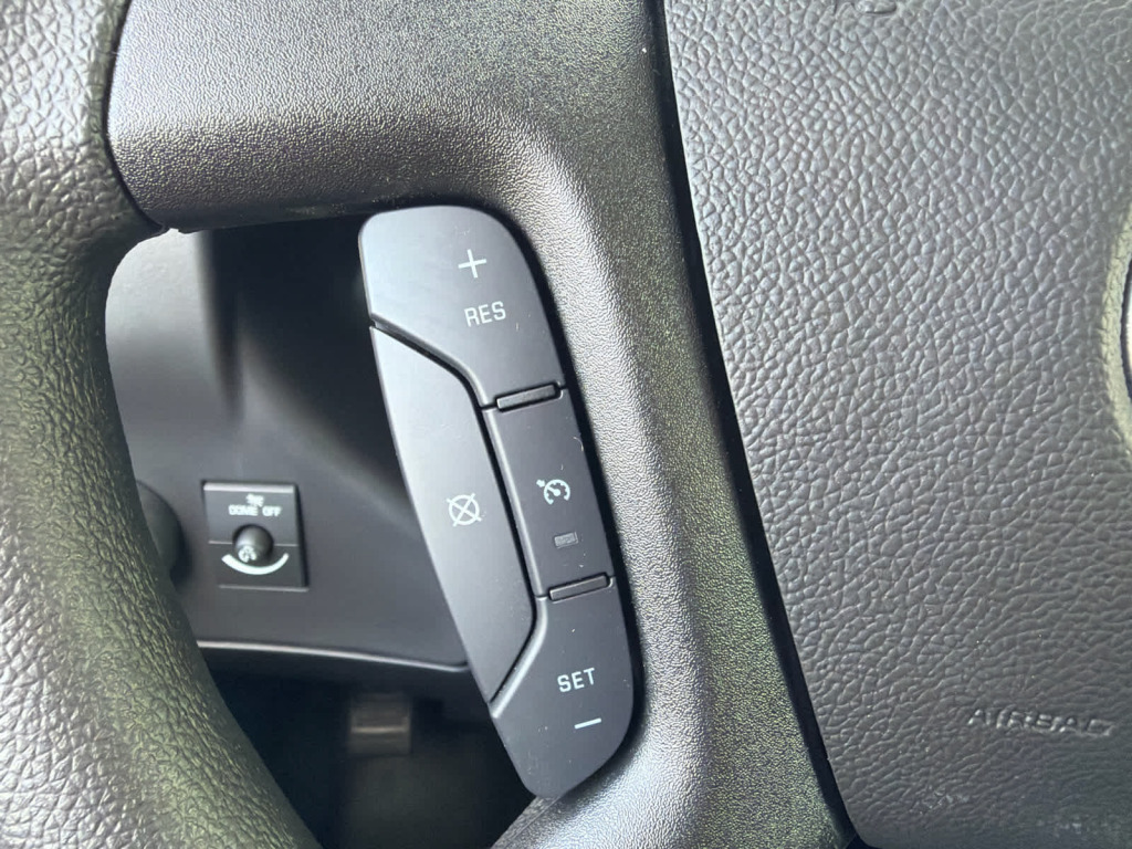 2025 Chevrolet Express Cargo RWD 2500 Regular Wheelbase WT