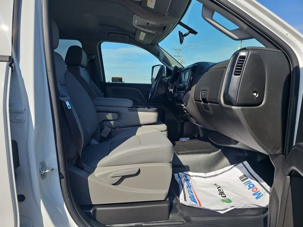 2024 Chevrolet Silverado 6500HD WT