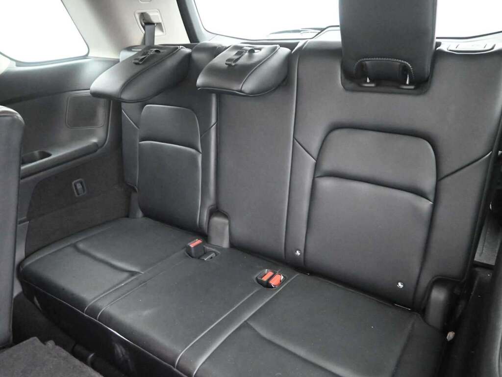 2023 Nissan Pathfinder Platinum 4WD