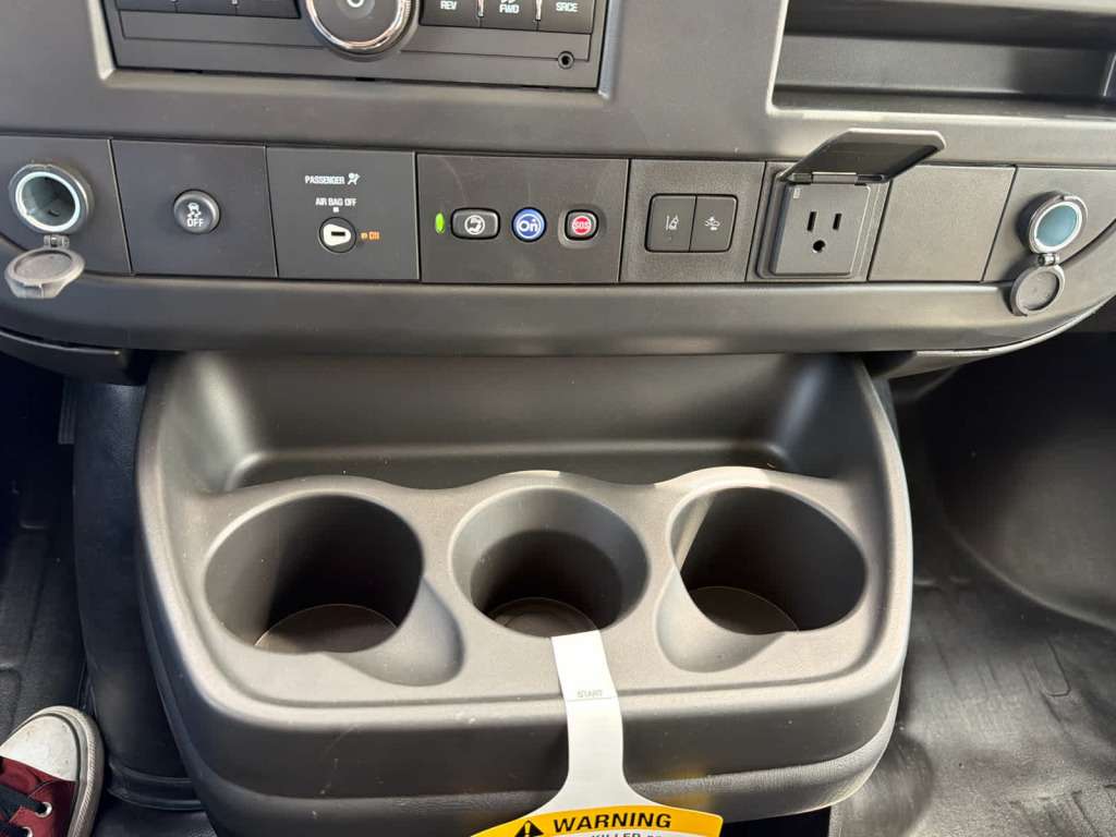 2025 Chevrolet Express Cargo RWD 2500 Regular Wheelbase WT