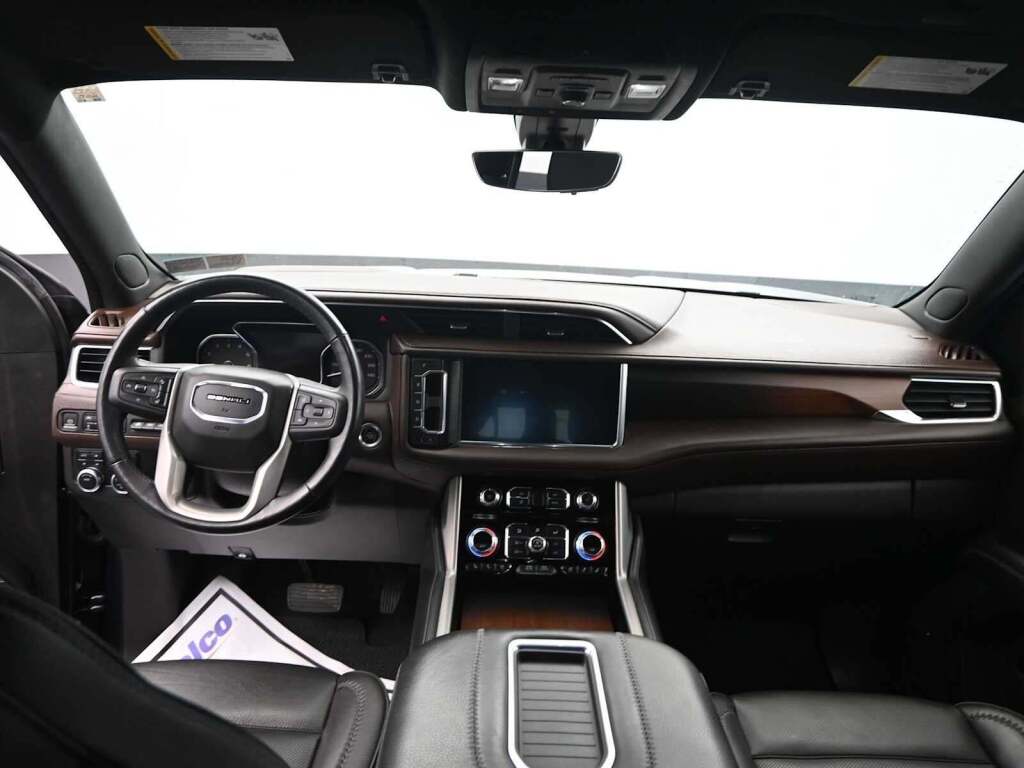 2021 GMC Yukon 4WD Denali