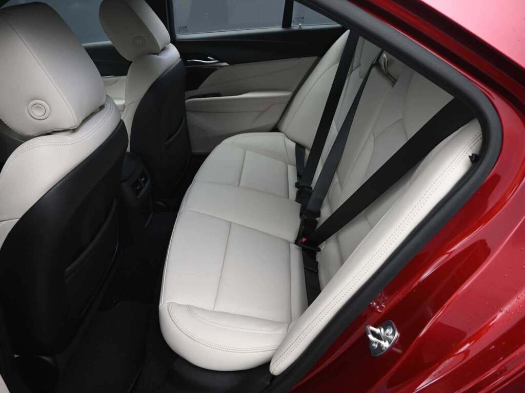 2026 Cadillac CT4 Premium Luxury RWD