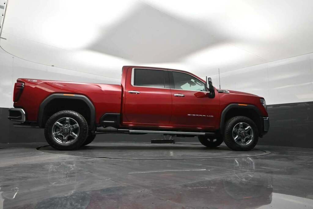 2026 GMC Sierra 2500HD SLT