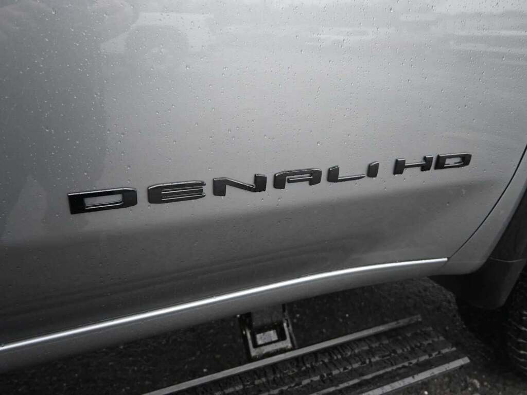 2026 GMC Sierra 2500HD Denali