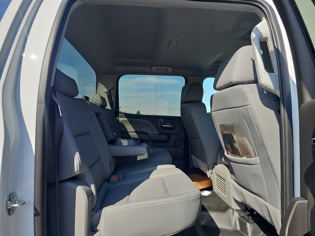 2024 Chevrolet Silverado 6500HD WT