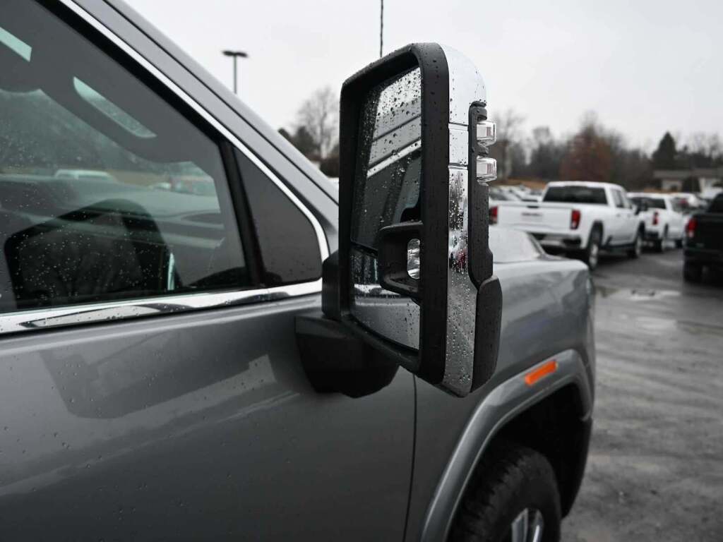 2026 GMC Sierra 2500HD Denali