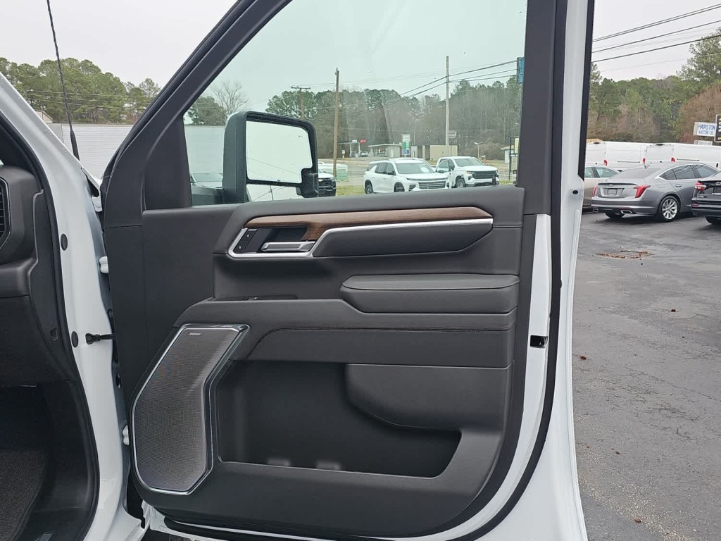 2026 Chevrolet Silverado 3500HD High Country