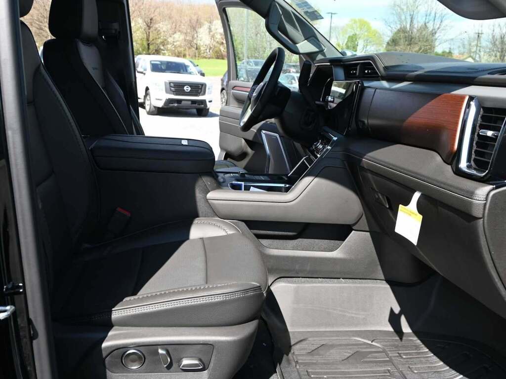 2026 GMC Sierra 3500HD Denali