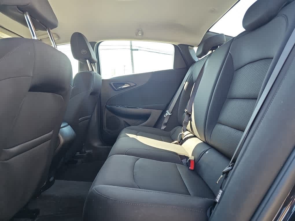 2022 Chevrolet Malibu FWD 1FL