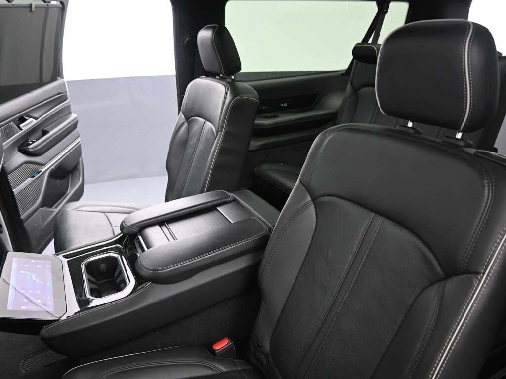 2024 Jeep Grand Wagoneer L Series II 4x4