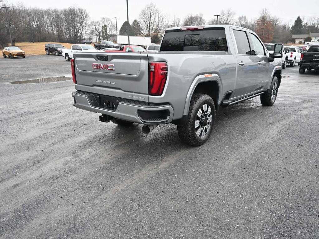 2026 GMC Sierra 2500HD Denali