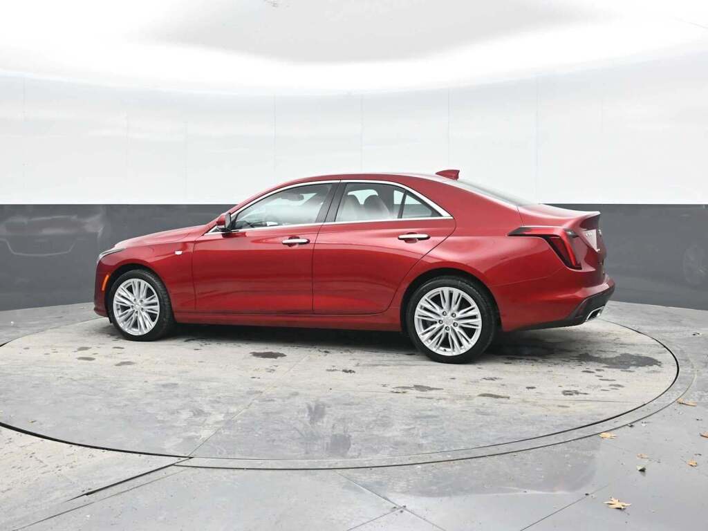 2026 Cadillac CT4 Premium Luxury RWD