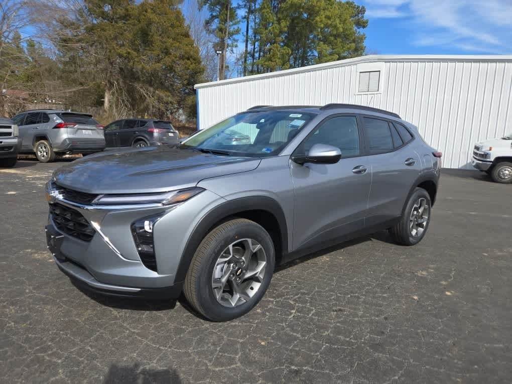 2026 Chevrolet Trax FWD LT
