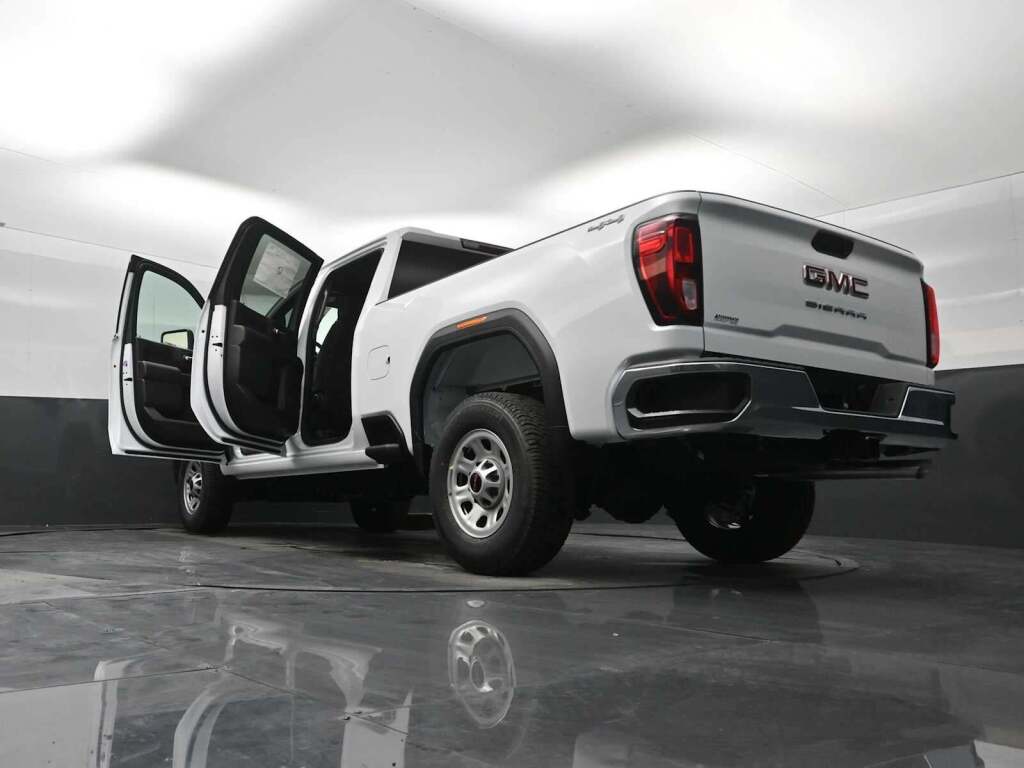 2026 GMC Sierra 2500HD Pro