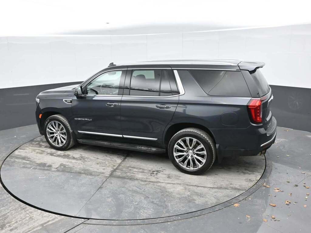 2021 GMC Yukon 4WD Denali