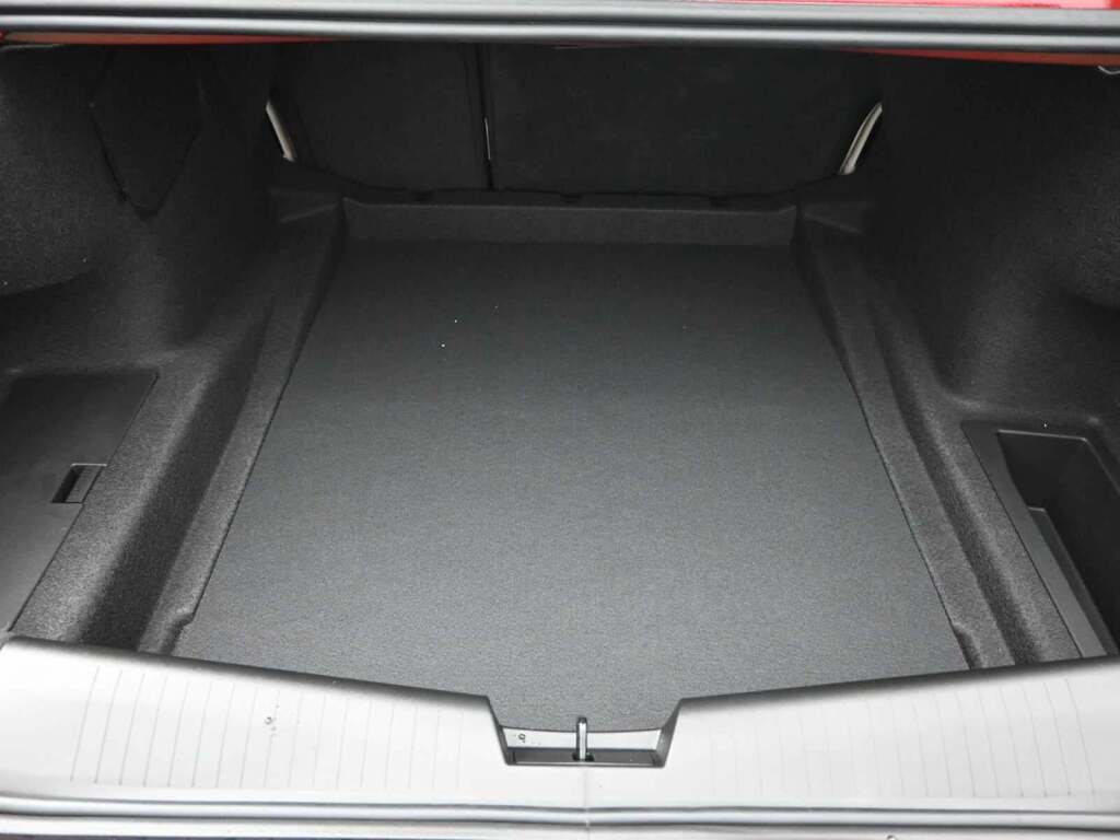 2026 Cadillac CT4 Premium Luxury RWD