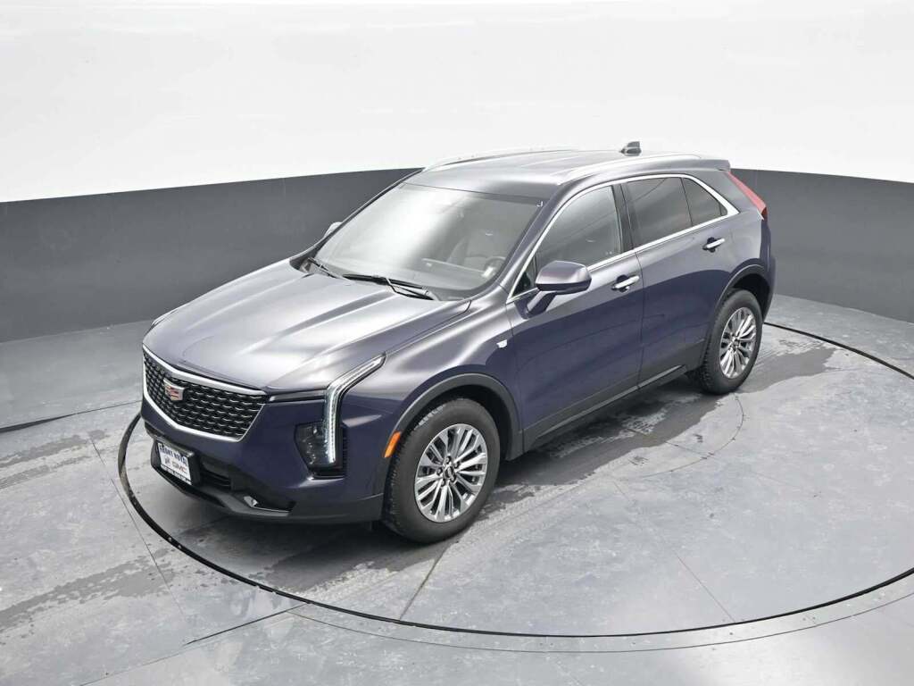 2024 Cadillac XT4 AWD Premium Luxury