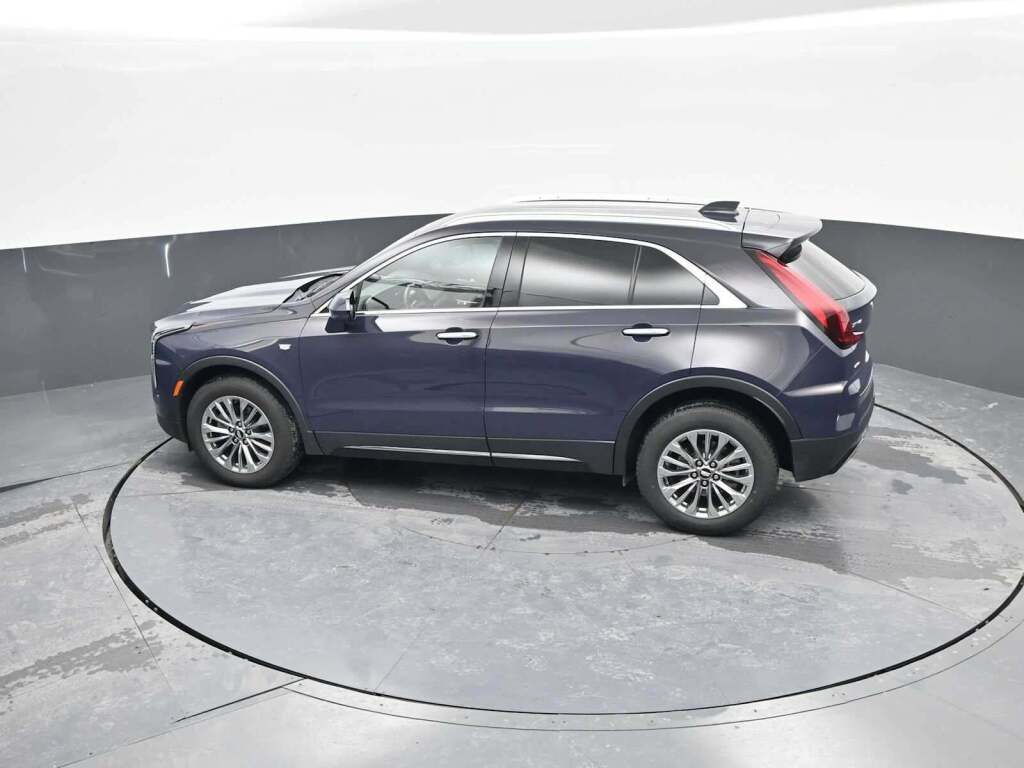 2024 Cadillac XT4 AWD Premium Luxury
