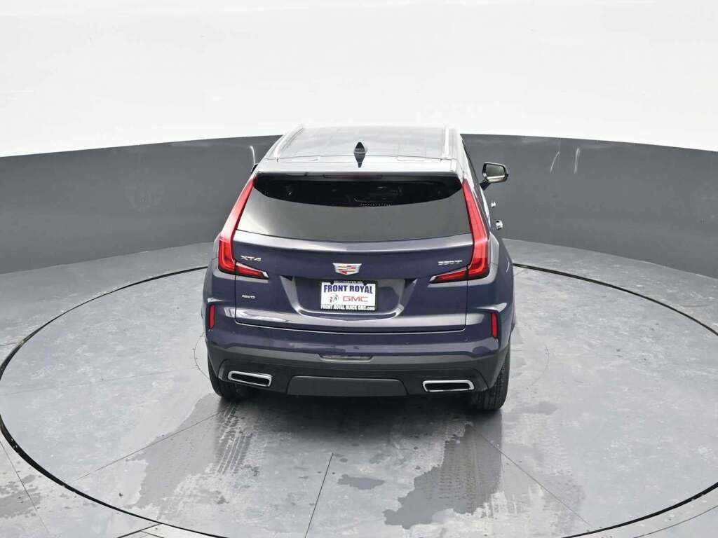 2024 Cadillac XT4 AWD Premium Luxury