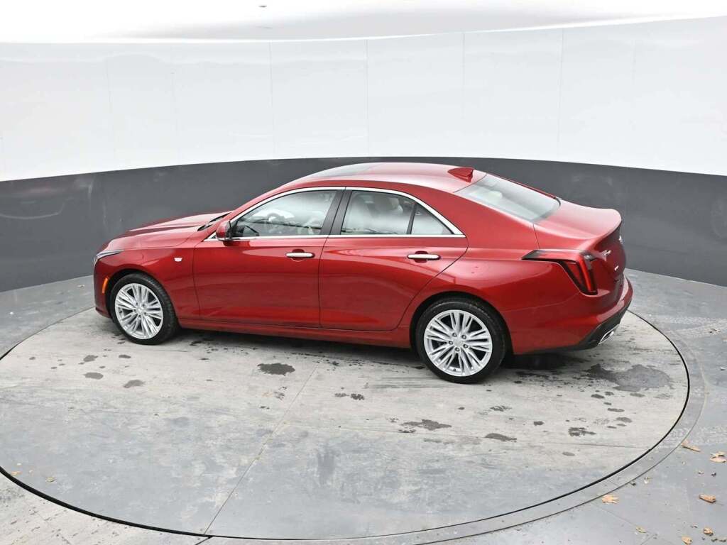 2026 Cadillac CT4 Premium Luxury RWD