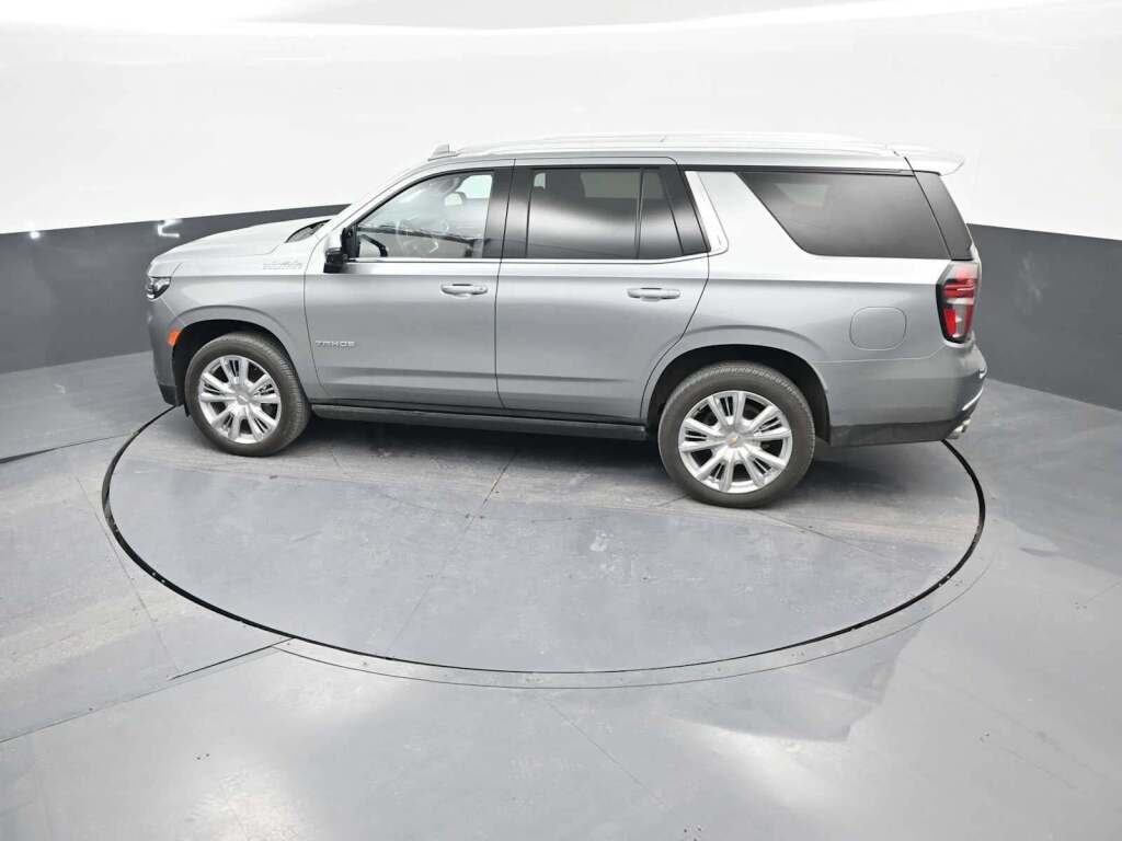 2024 Chevrolet Tahoe 4WD High Country