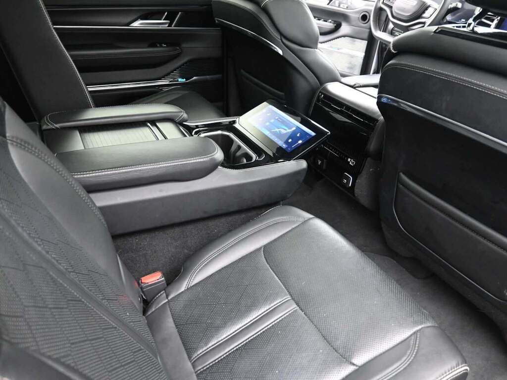 2024 Jeep Grand Wagoneer L Series II 4x4