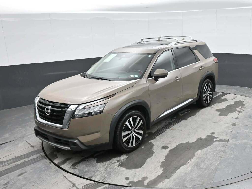 2023 Nissan Pathfinder Platinum 4WD