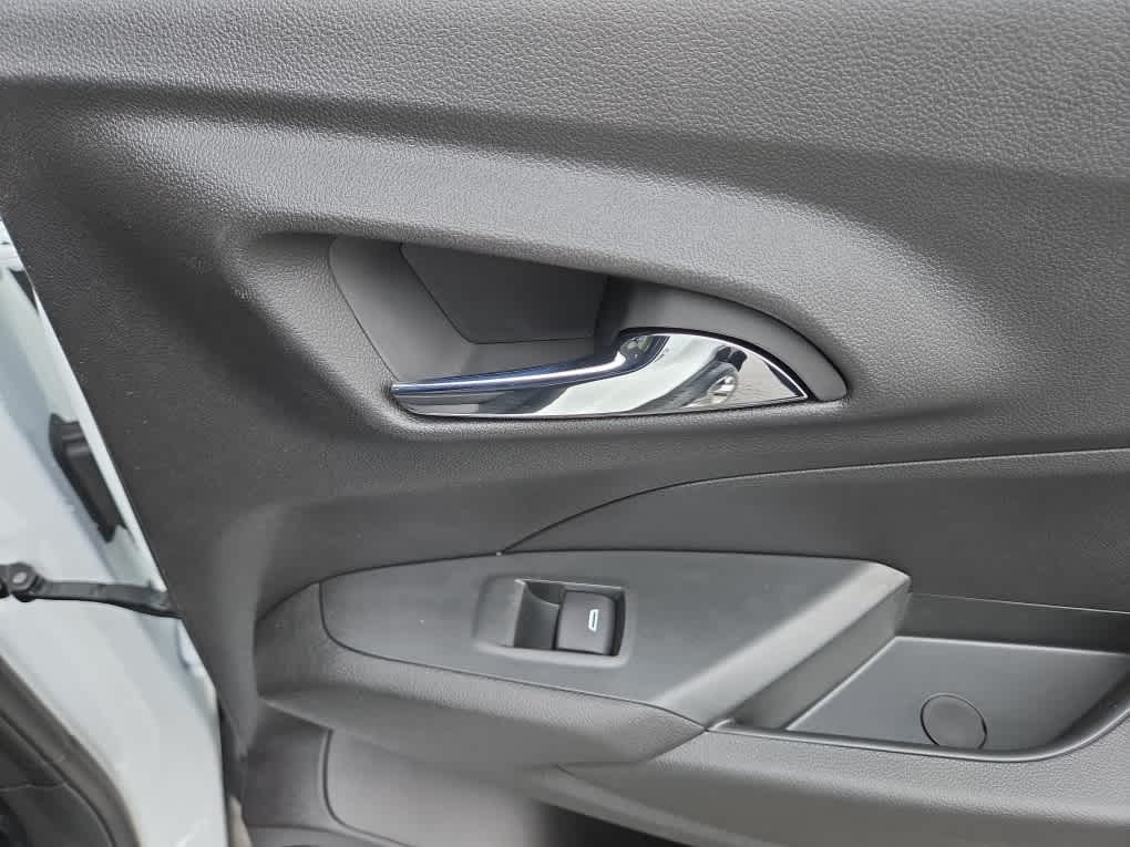 2026 Chevrolet Trax FWD LT