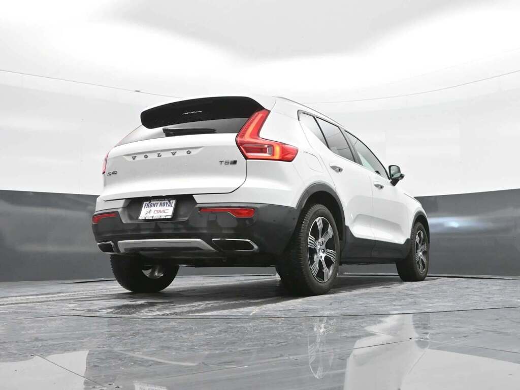2020 Volvo XC40 T5 Inscription