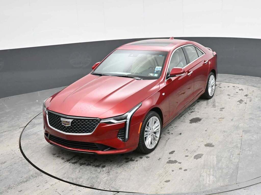 2026 Cadillac CT4 Premium Luxury RWD