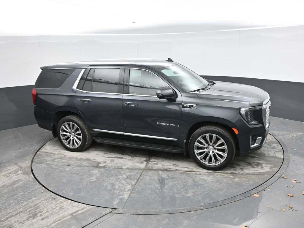 2021 GMC Yukon 4WD Denali