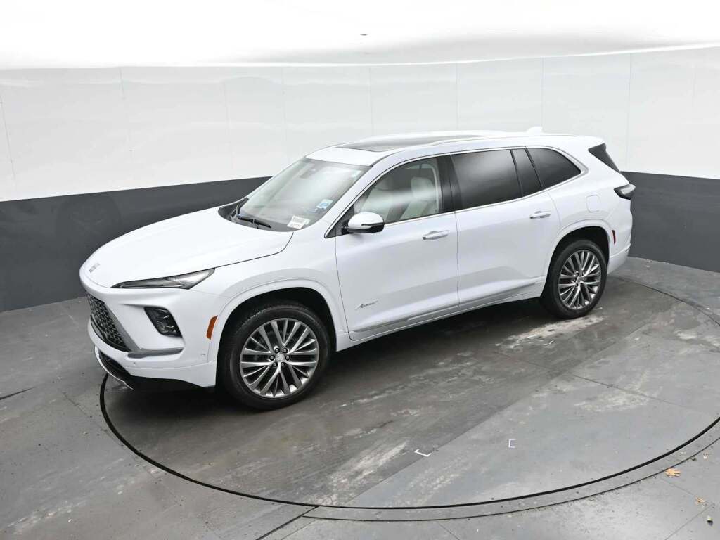 2026 Buick Enclave Avenir