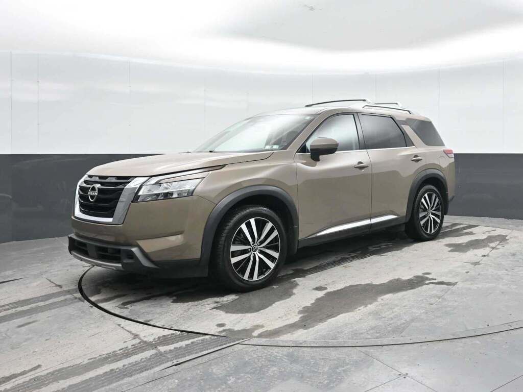 2023 Nissan Pathfinder Platinum 4WD