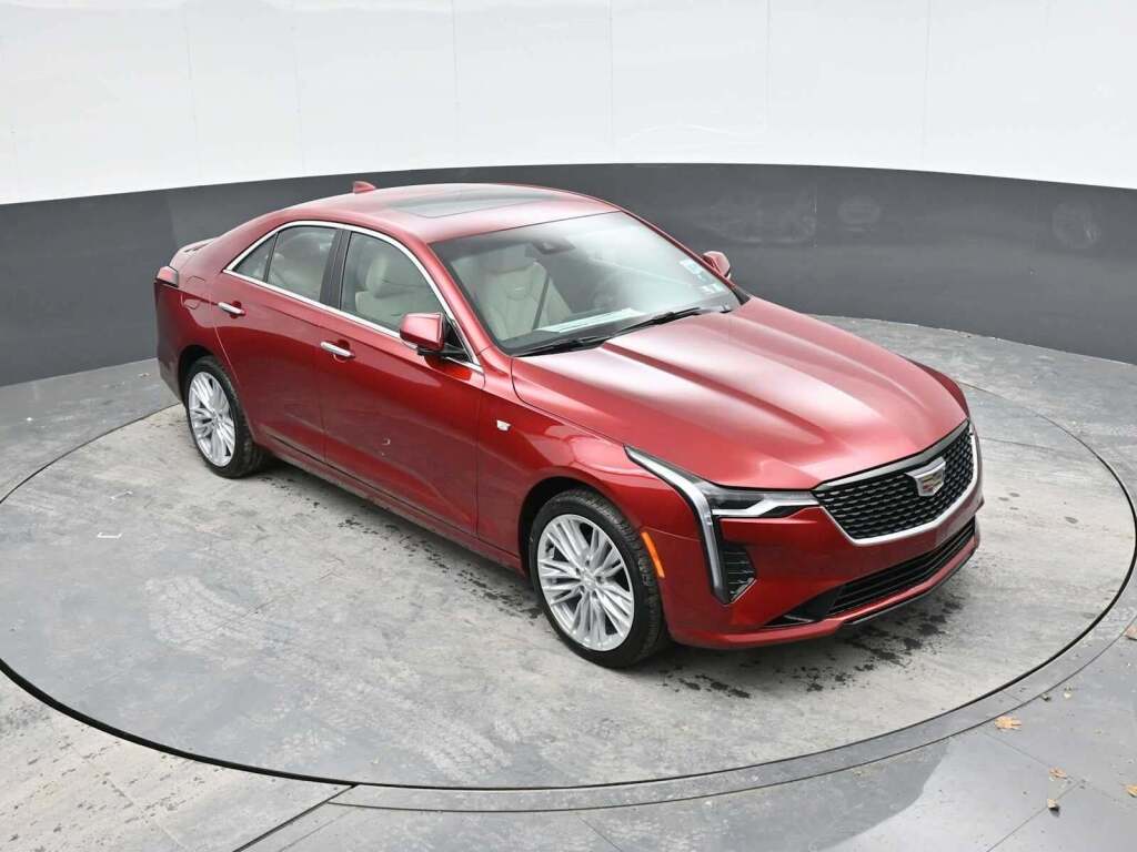 2026 Cadillac CT4 Premium Luxury RWD