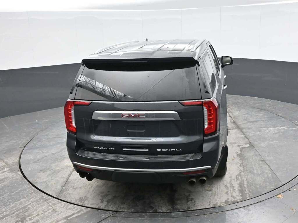 2021 GMC Yukon 4WD Denali