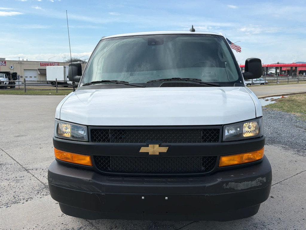 2025 Chevrolet Express Cargo RWD 2500 Regular Wheelbase WT