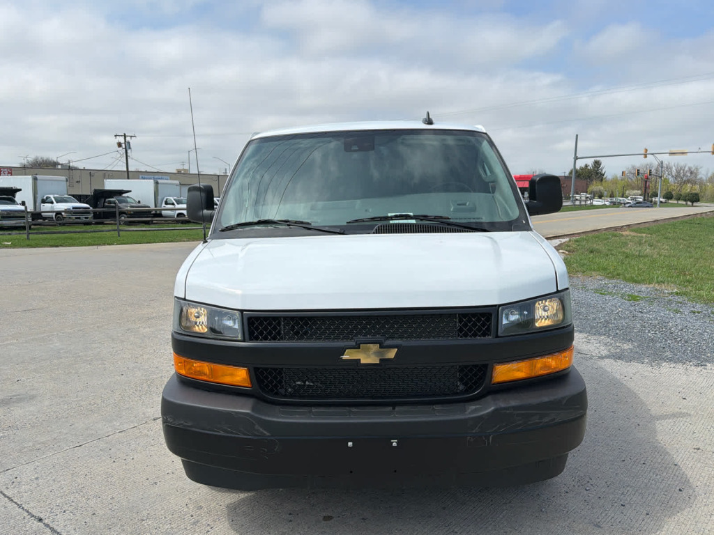 2025 Chevrolet Express Cargo RWD 2500 Regular Wheelbase WT