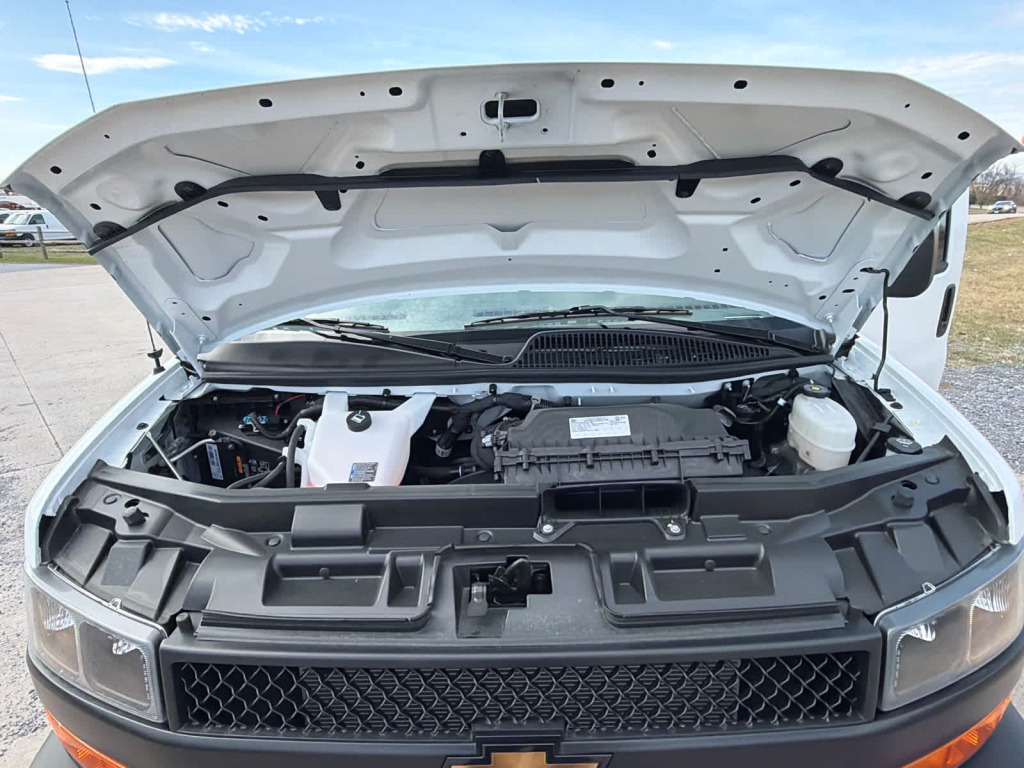 2025 Chevrolet Express Cargo RWD 2500 Regular Wheelbase WT