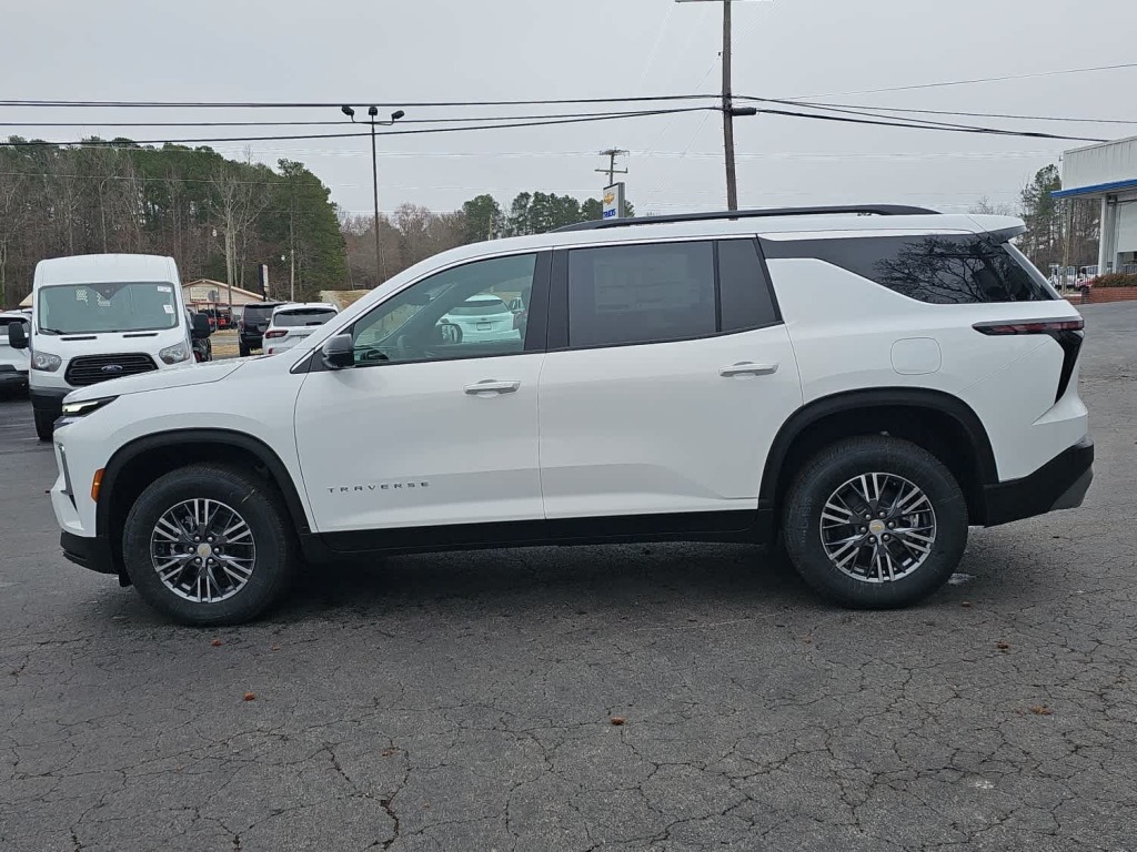 2026 Chevrolet Traverse FWD LT