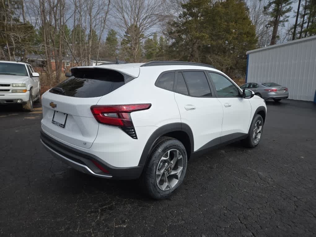 2026 Chevrolet Trax FWD LT