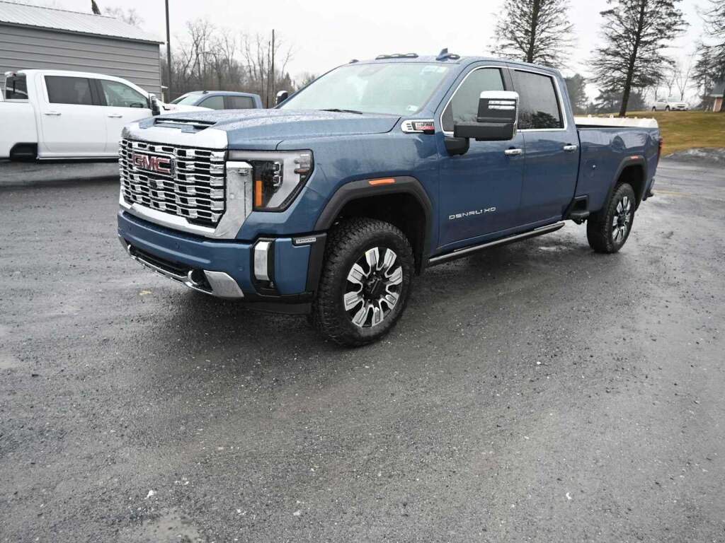 2026 GMC Sierra 3500HD Denali