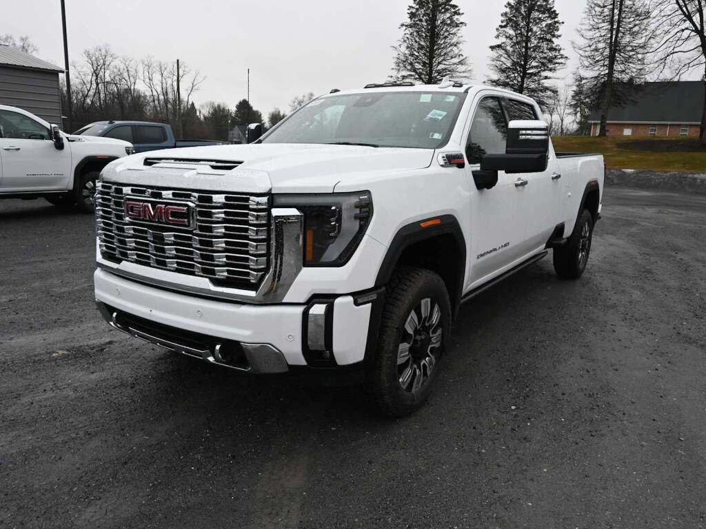 2026 GMC Sierra 3500HD Denali