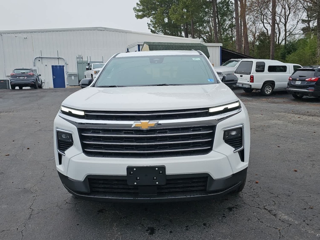 2026 Chevrolet Traverse FWD LT