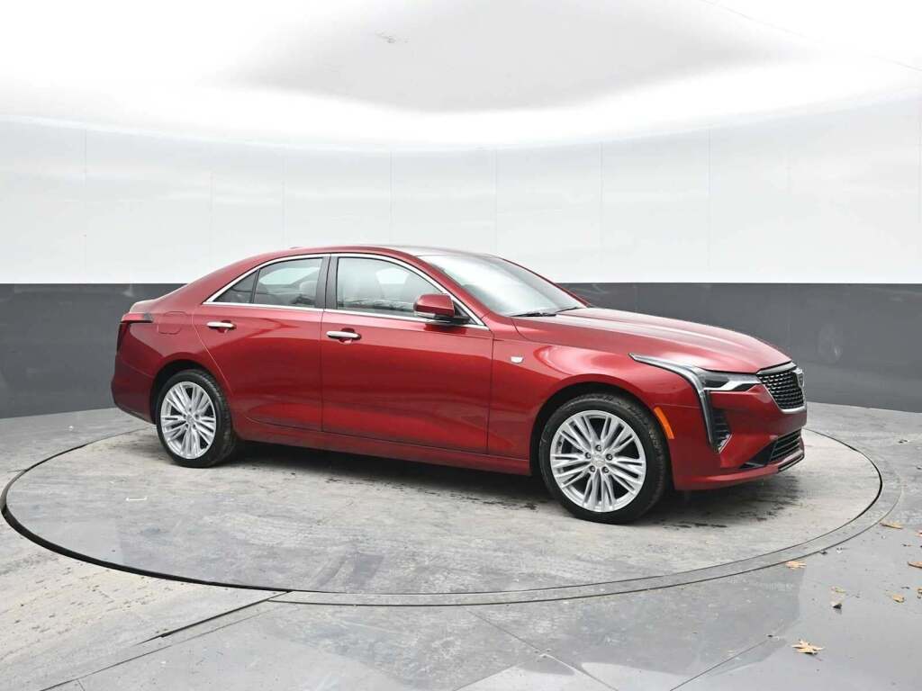 2026 Cadillac CT4 Premium Luxury RWD