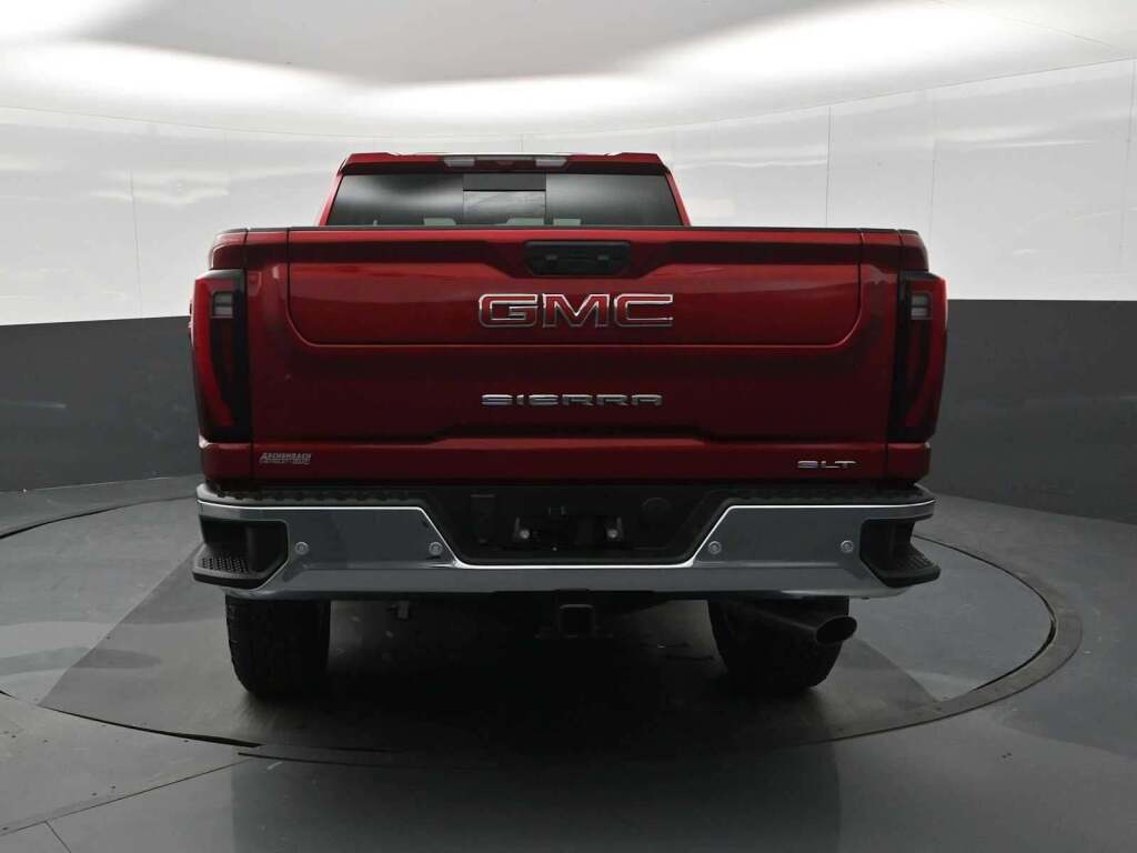 2026 GMC Sierra 2500HD SLT