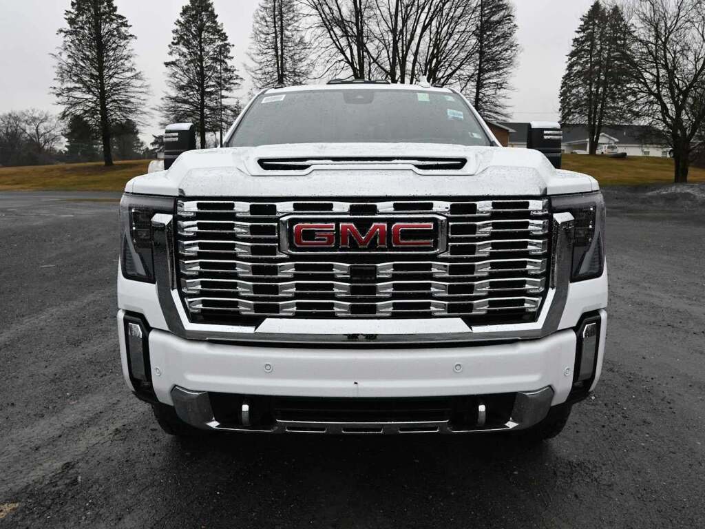 2026 GMC Sierra 3500HD Denali