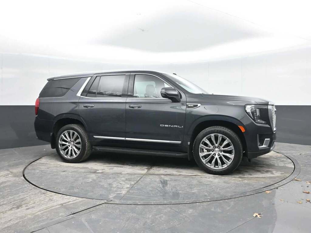 2021 GMC Yukon 4WD Denali