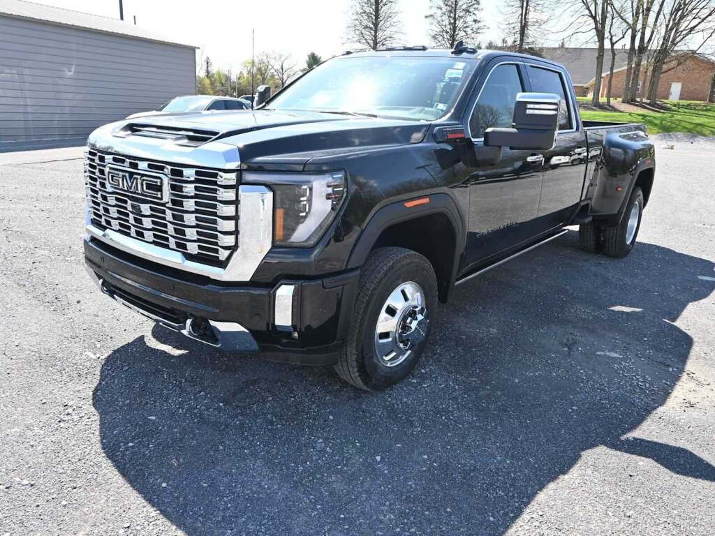 2026 GMC Sierra 3500HD Denali