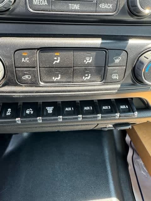 2024 Chevrolet Silverado 6500HD WT